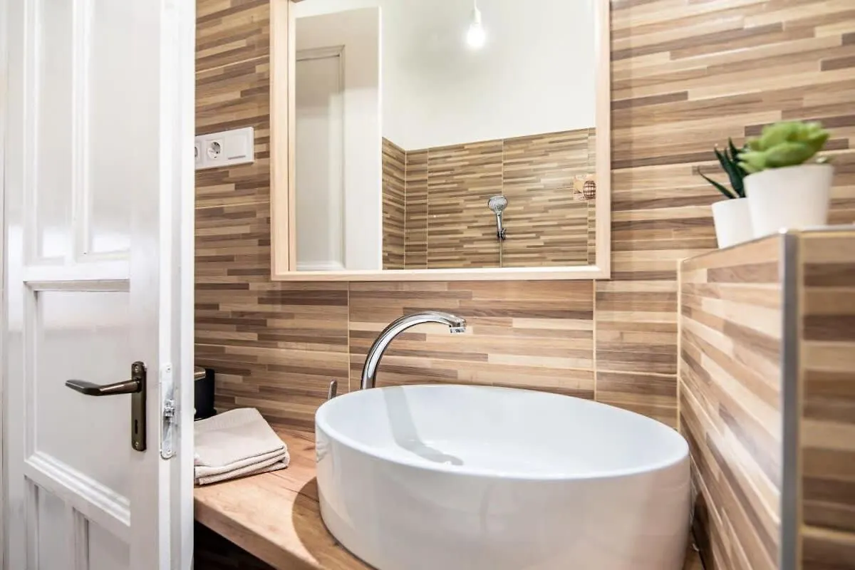 Convenient Apartment At Gastro Driven Location Budapest 0*,