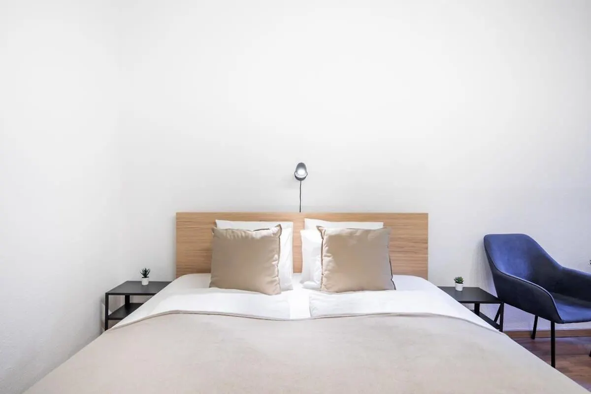 Convenient Apartment At Gastro Driven Location Budapest